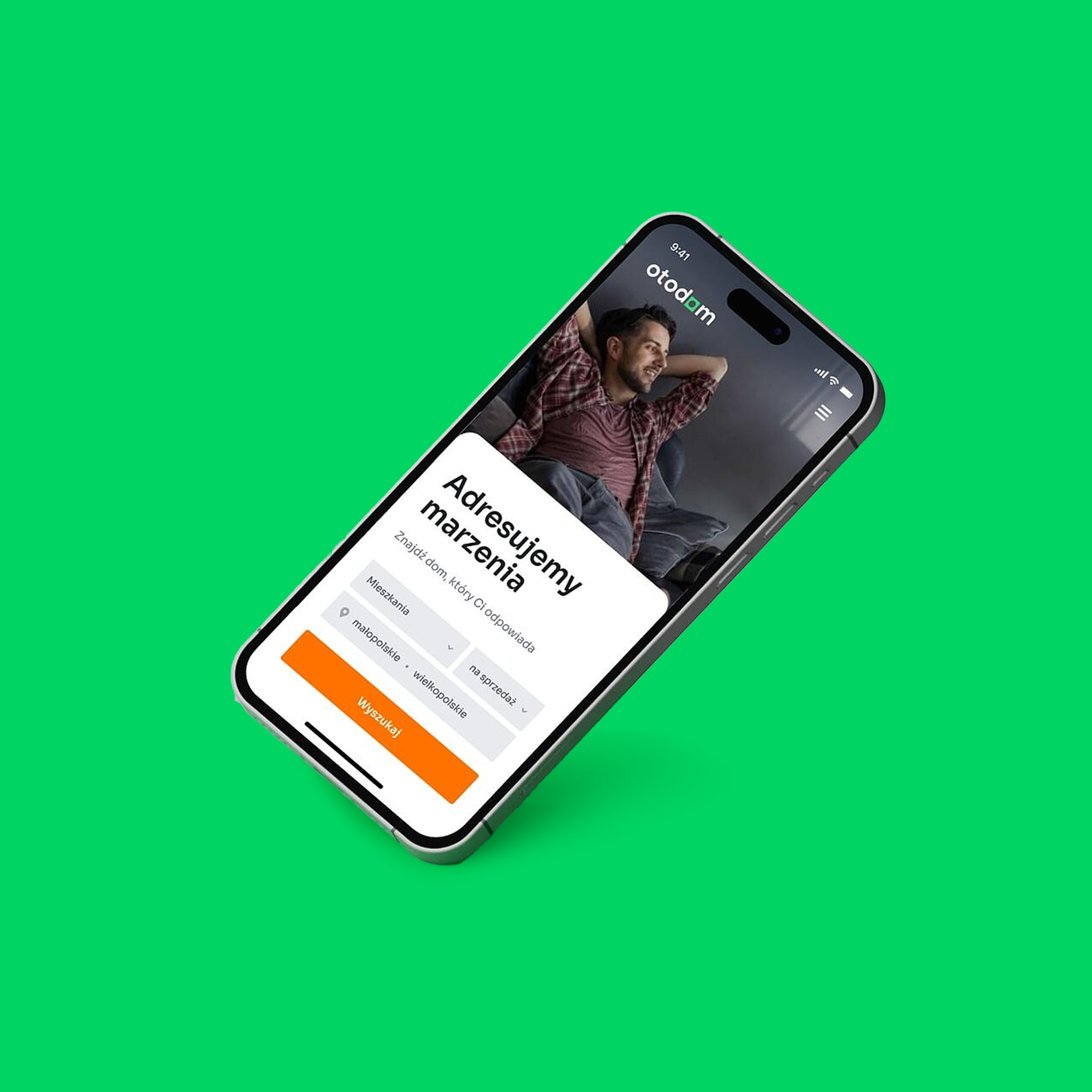 Otodom app on a smartphone.